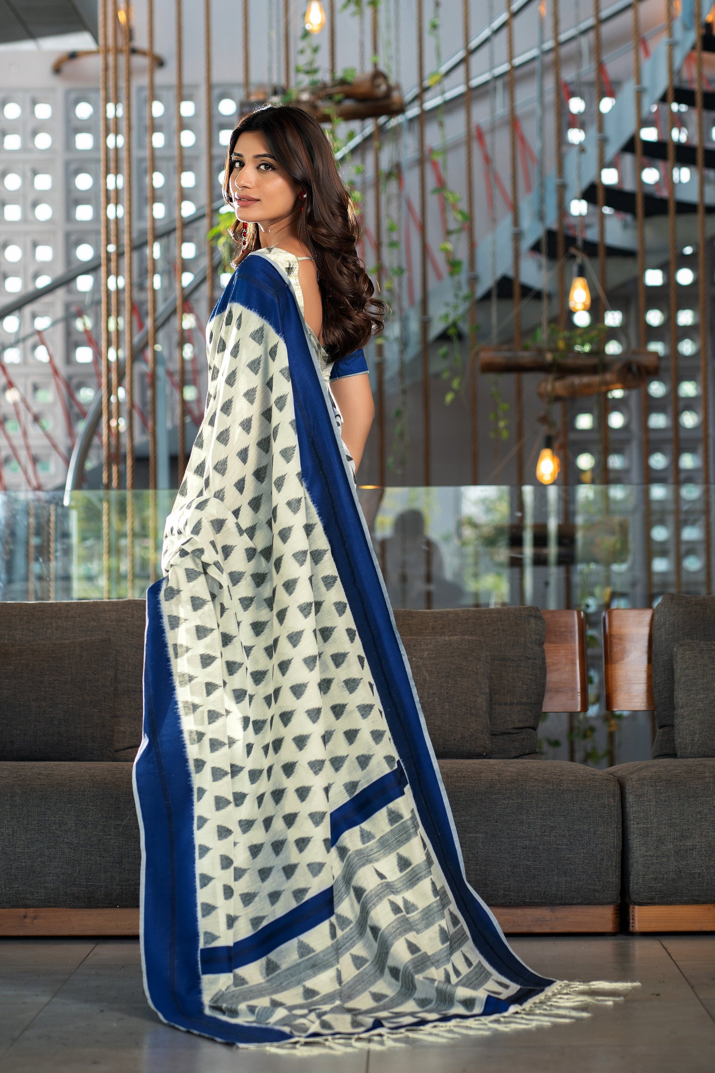 Dhiyona GR Women's Kimaya Navy Soft Cotton Block Woven Design Saree