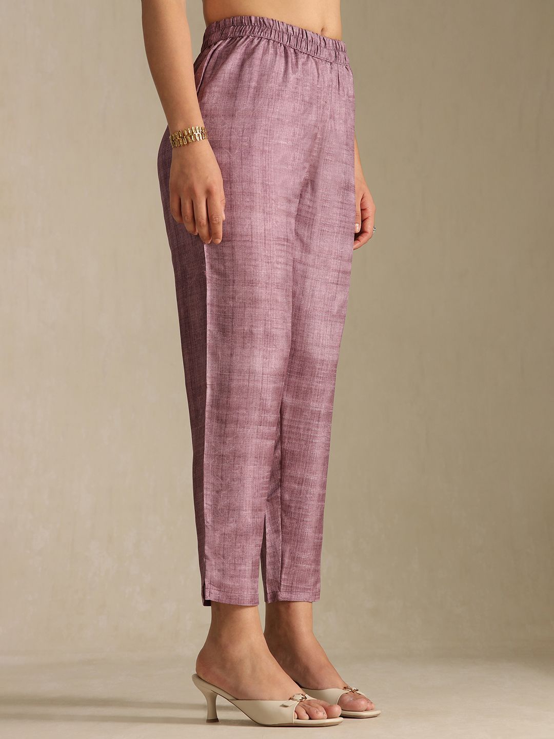 Dhiyona SO Women's Women Botanical Print Regular Kurta with Trousers & Printed Dupatta