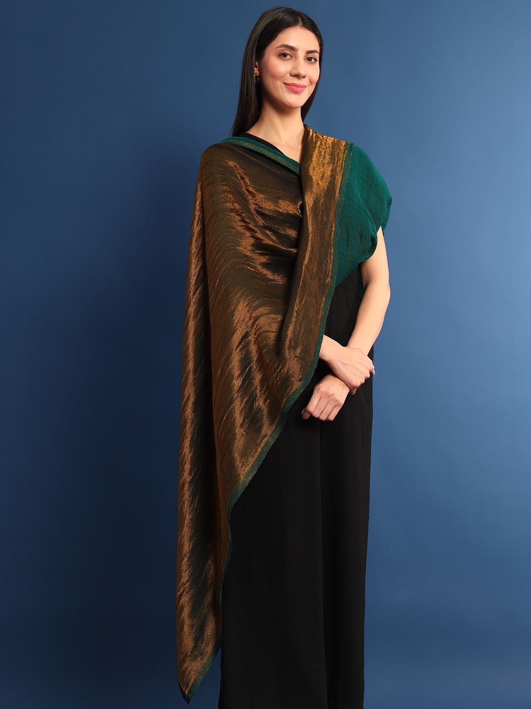 Dhiyona PA Woven Design Reversible Shawl