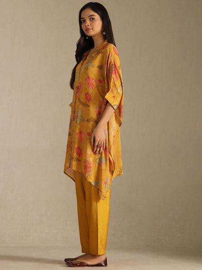 Dhiyona SO Women's Women Floral Printed Regular Kurta with Trousers Kurta Sets