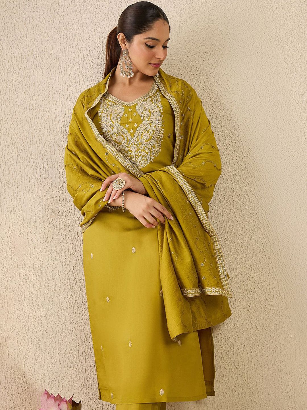 Dhiyona IE Women's Women Ethnic Motifs Printed Kurta with Trousers & Dupatta