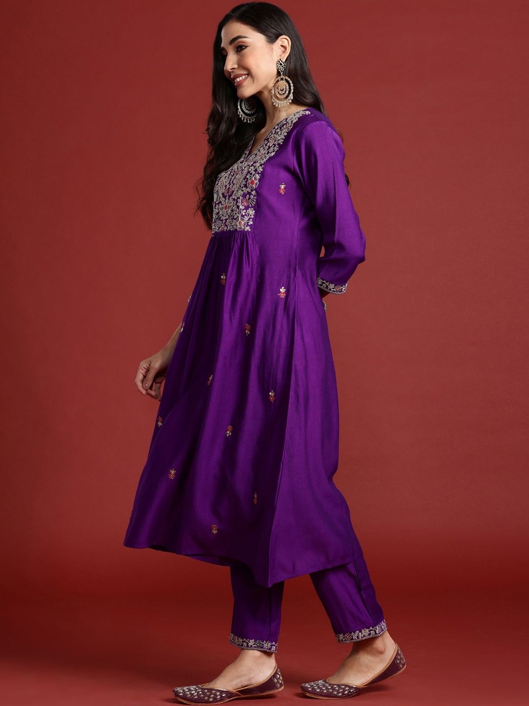 Ethnic Motifs Embroidered Thread Work A-Line Kurta With Trouser And Dupatta