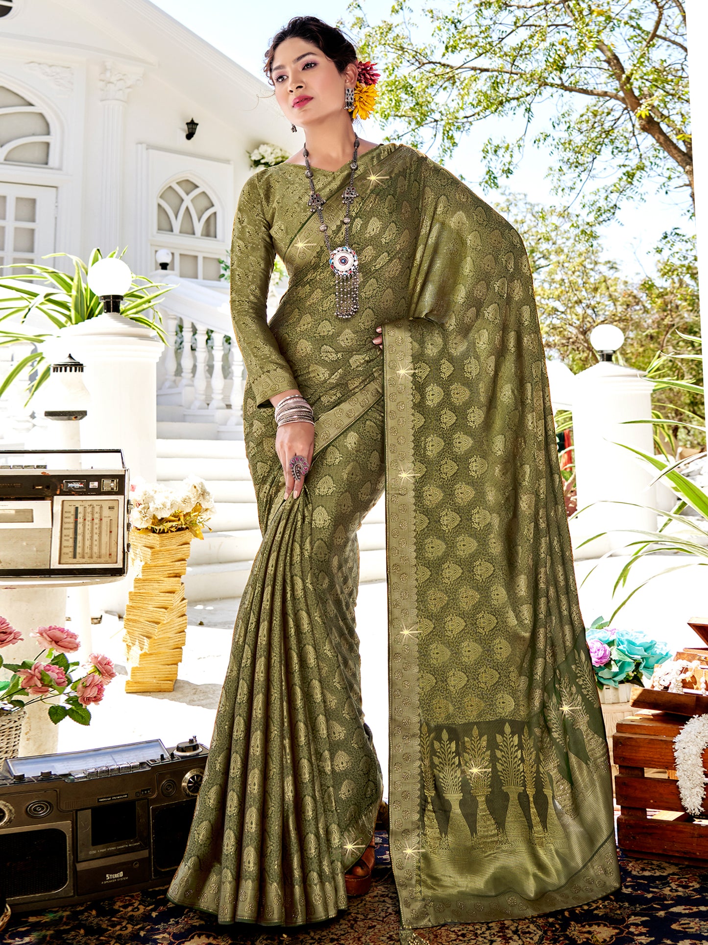 Women's Pure Silk Olive Woven Design Designer Saree With Blouse Piece