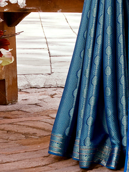 Women's Pure Silk Blue Woven Design Designer Saree With Blouse Piece