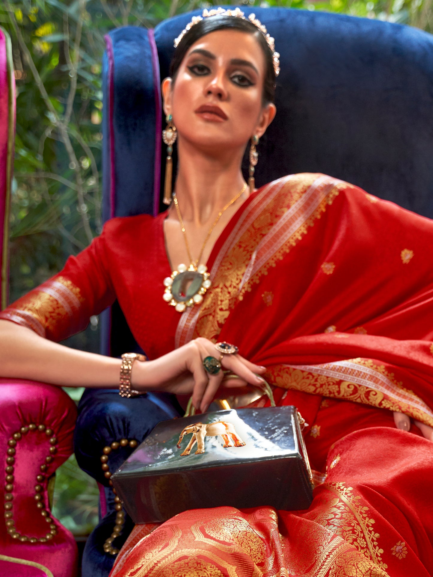Women's Silk Blend Red Woven Design Handloom Saree With Blouse Piece