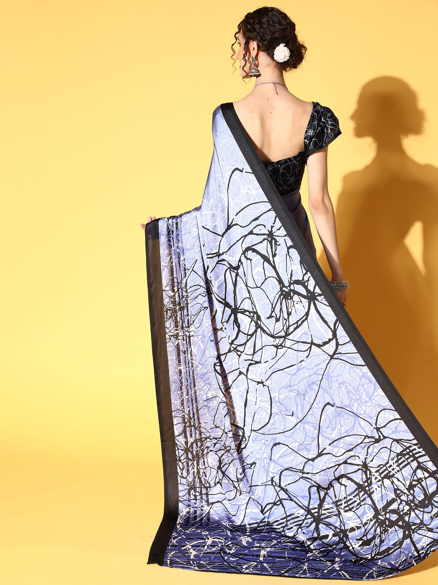 Women's Crepe Blue Printed Celebrity Saree With Blouse Piece