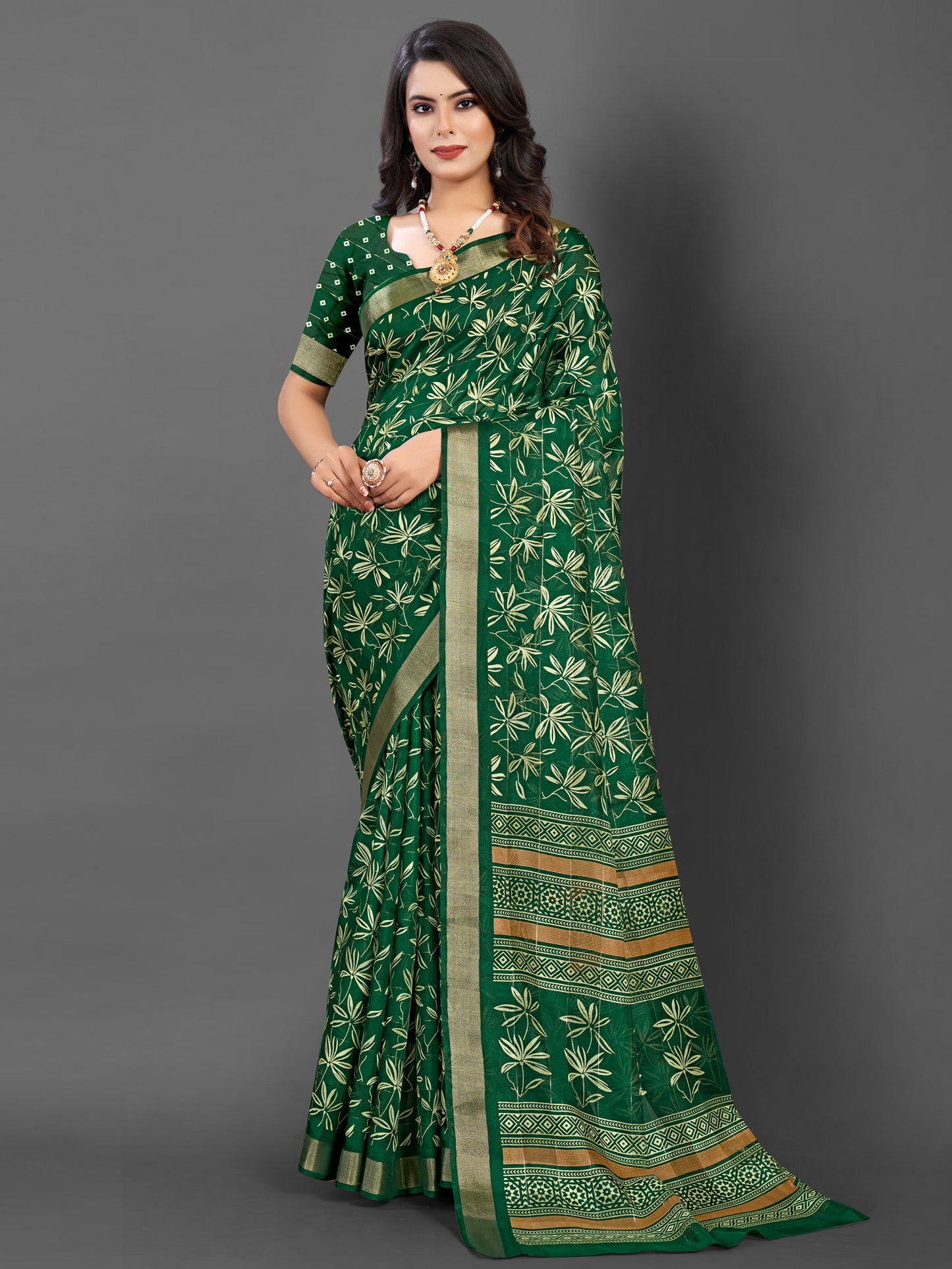 Women's Silk Blend Green Printed Designer Saree With Blouse Piece