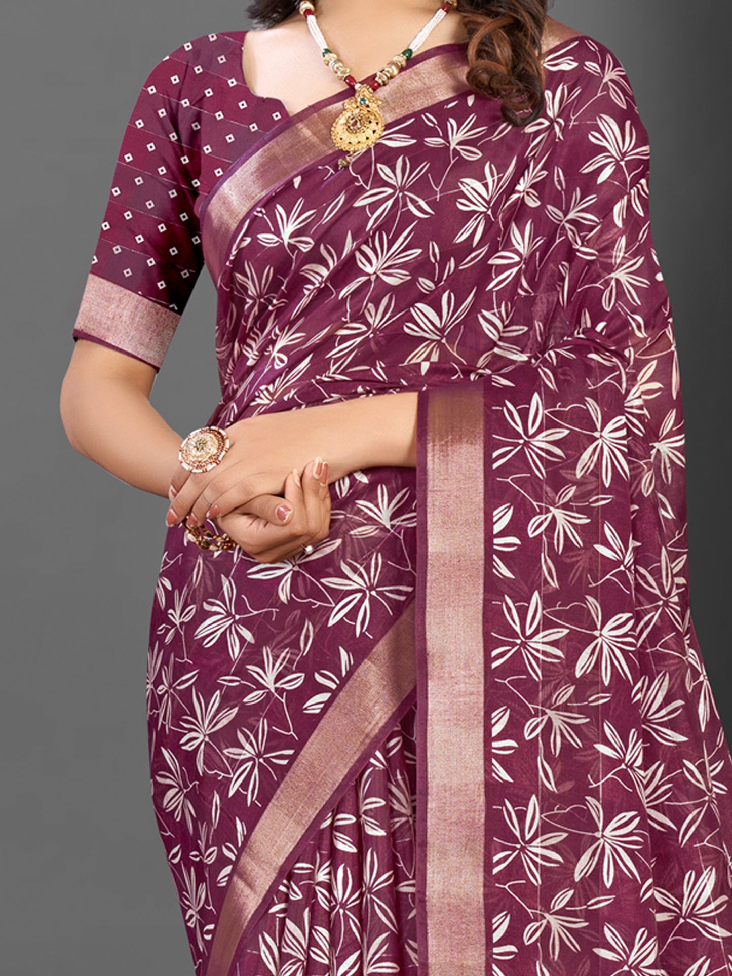 Women's Silk Blend Magenta Printed Designer Saree With Blouse Piece