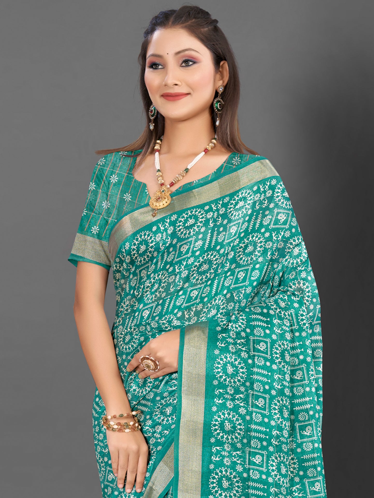 Women's Silk Blend Blue Printed Designer Saree With Blouse Piece