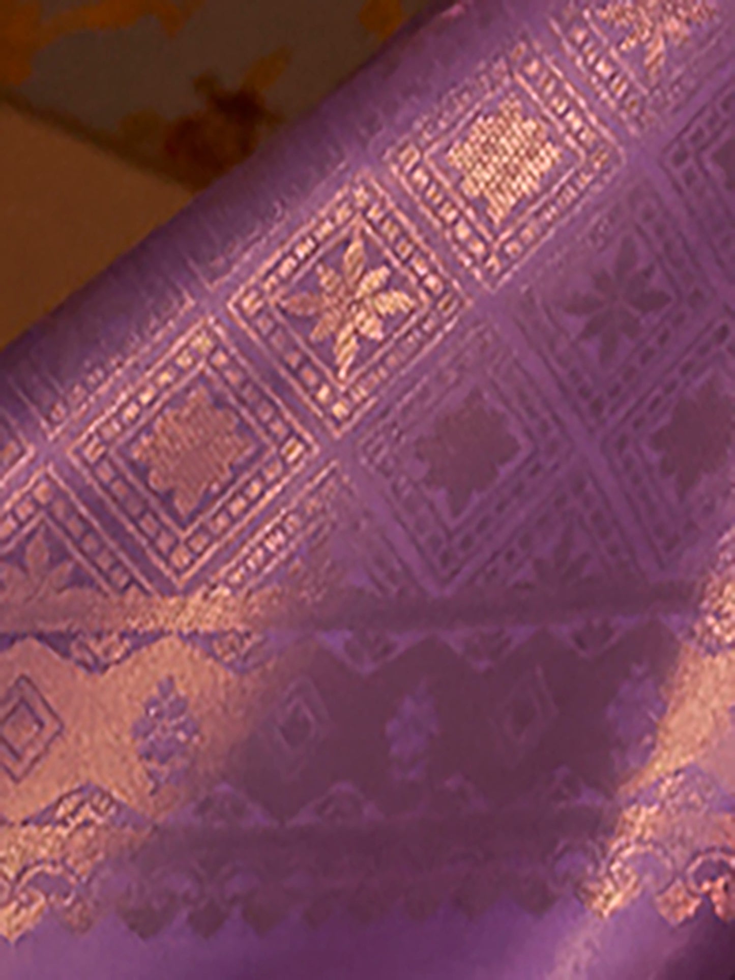 Women's Nylon Lavendar Woven Design Designer Saree With Blouse Piece