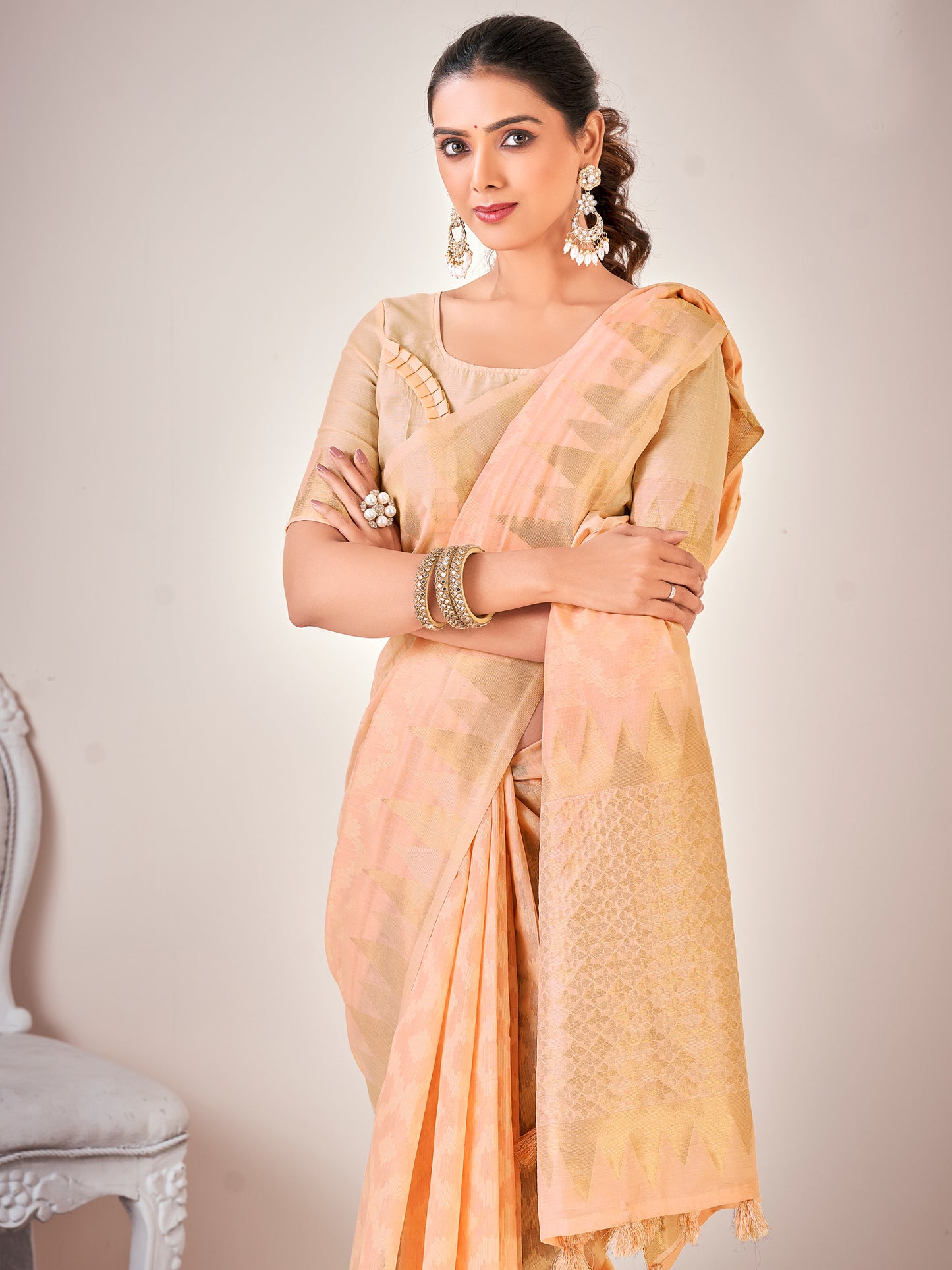 Women's Cotton Blend Peach Woven Design Designer Saree With Blouse Piece