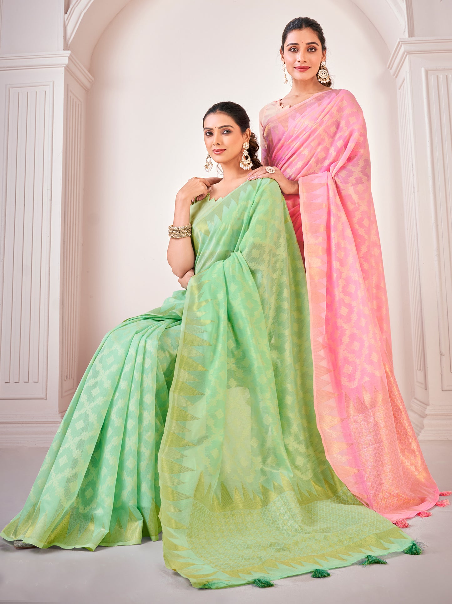 Women's Cotton Blend Sea Green Woven Design Designer Saree With Blouse Piece
