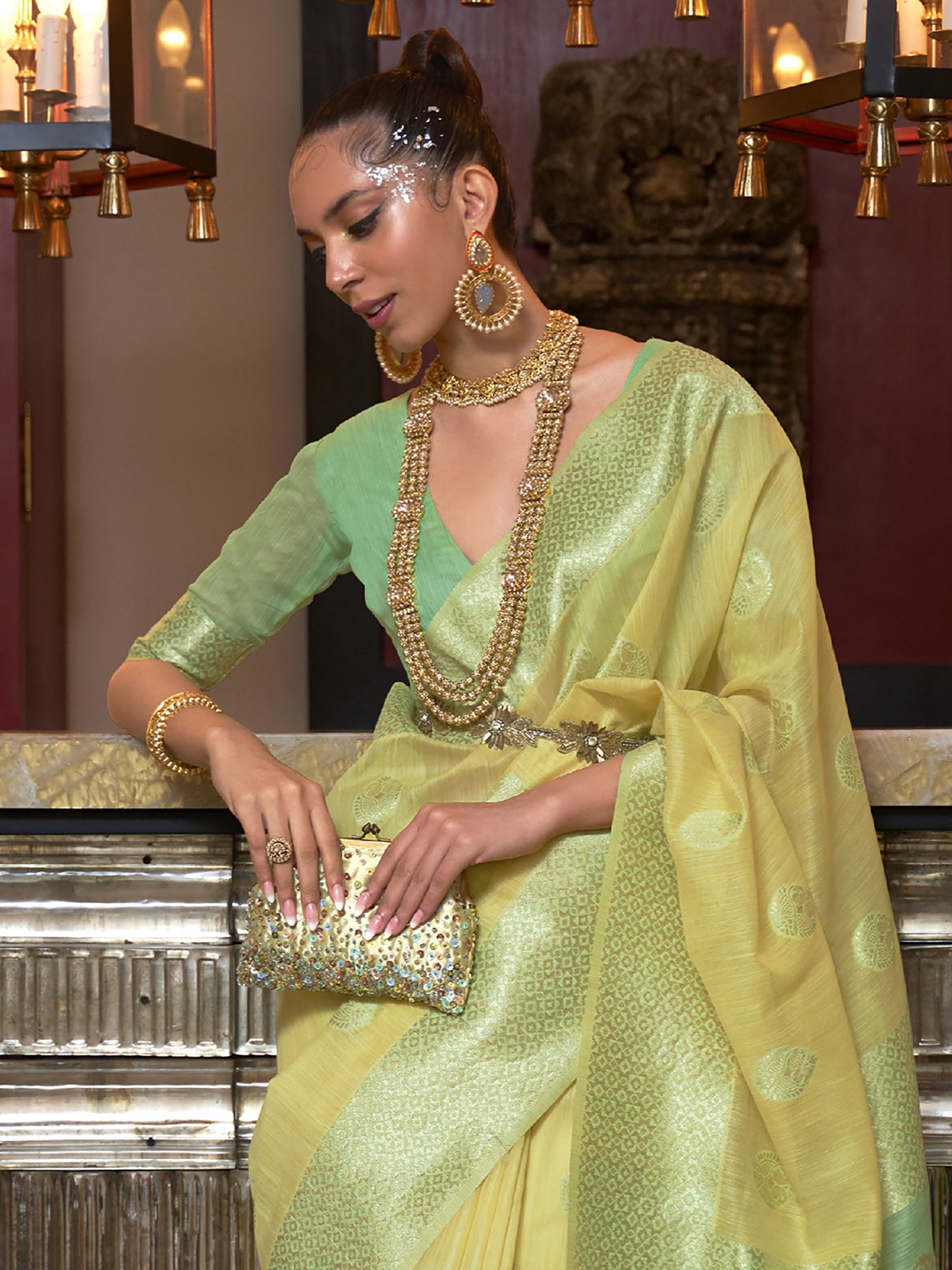 Women's Linen Yellow Woven Design Designer Saree With Blouse Piece