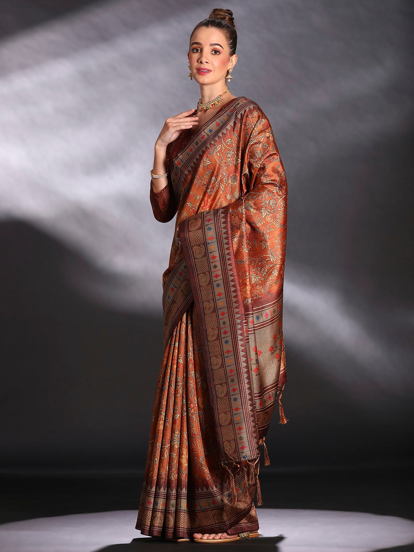 Women's Cotton Blend Rust Printed Designer Saree With Blouse Piece