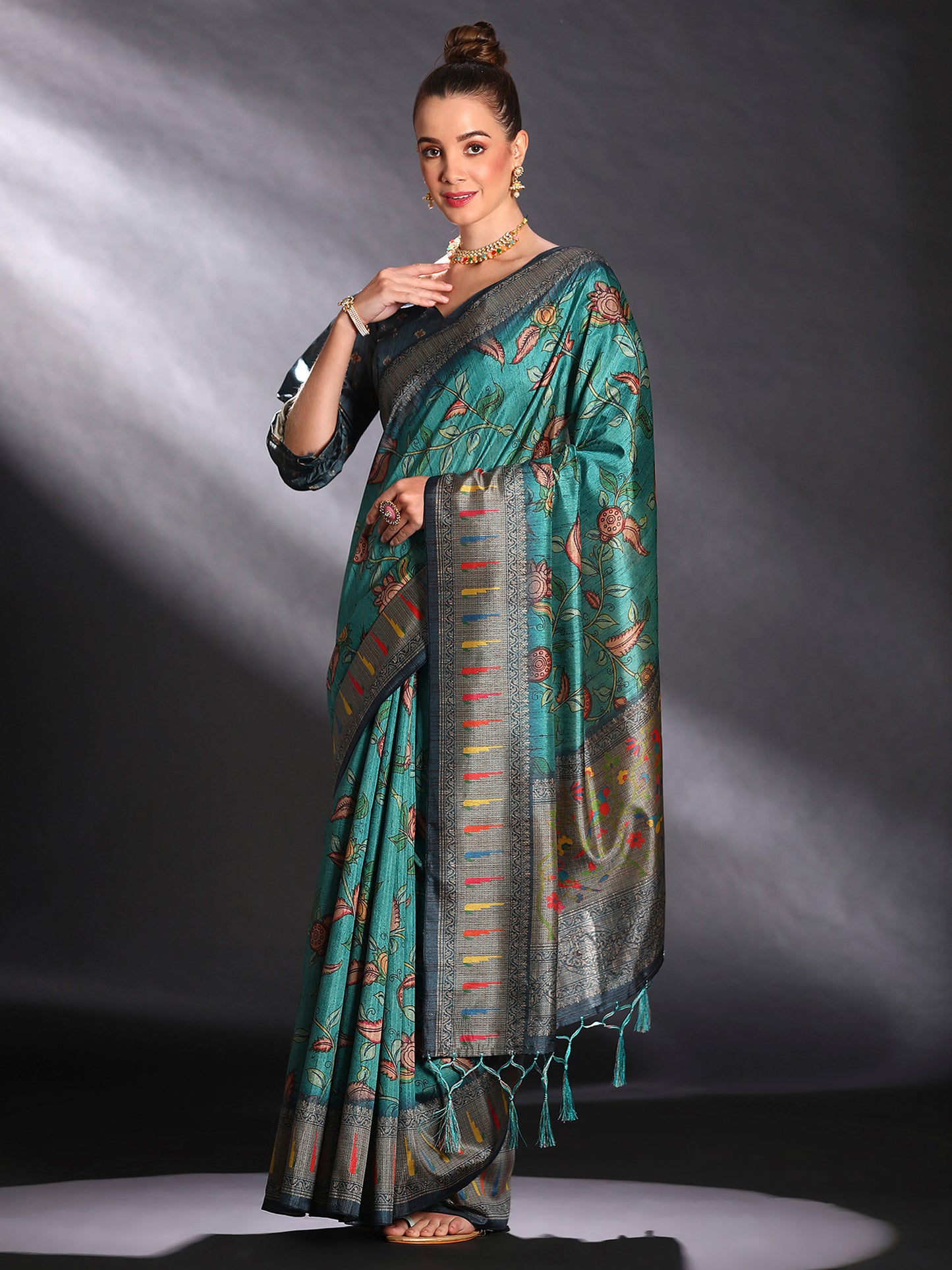 Women's Cotton Blend Blue Printed Designer Saree With Blouse Piece
