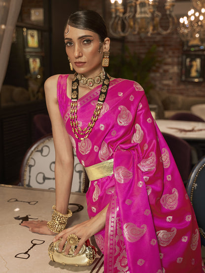 Women's Silk Blend Pink Woven Design Designer Saree With Blouse Piece