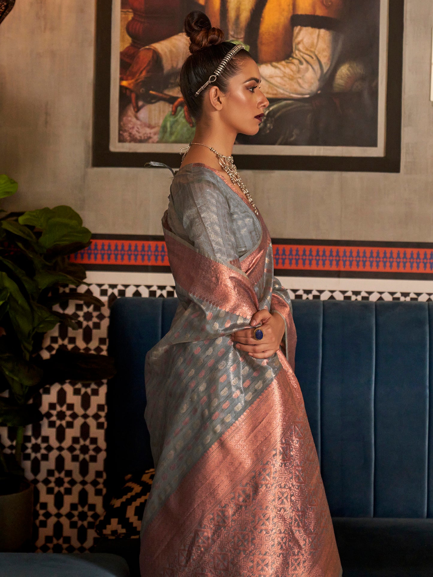 Women's Tissue Grey Woven Design Designer Saree With Blouse Piece