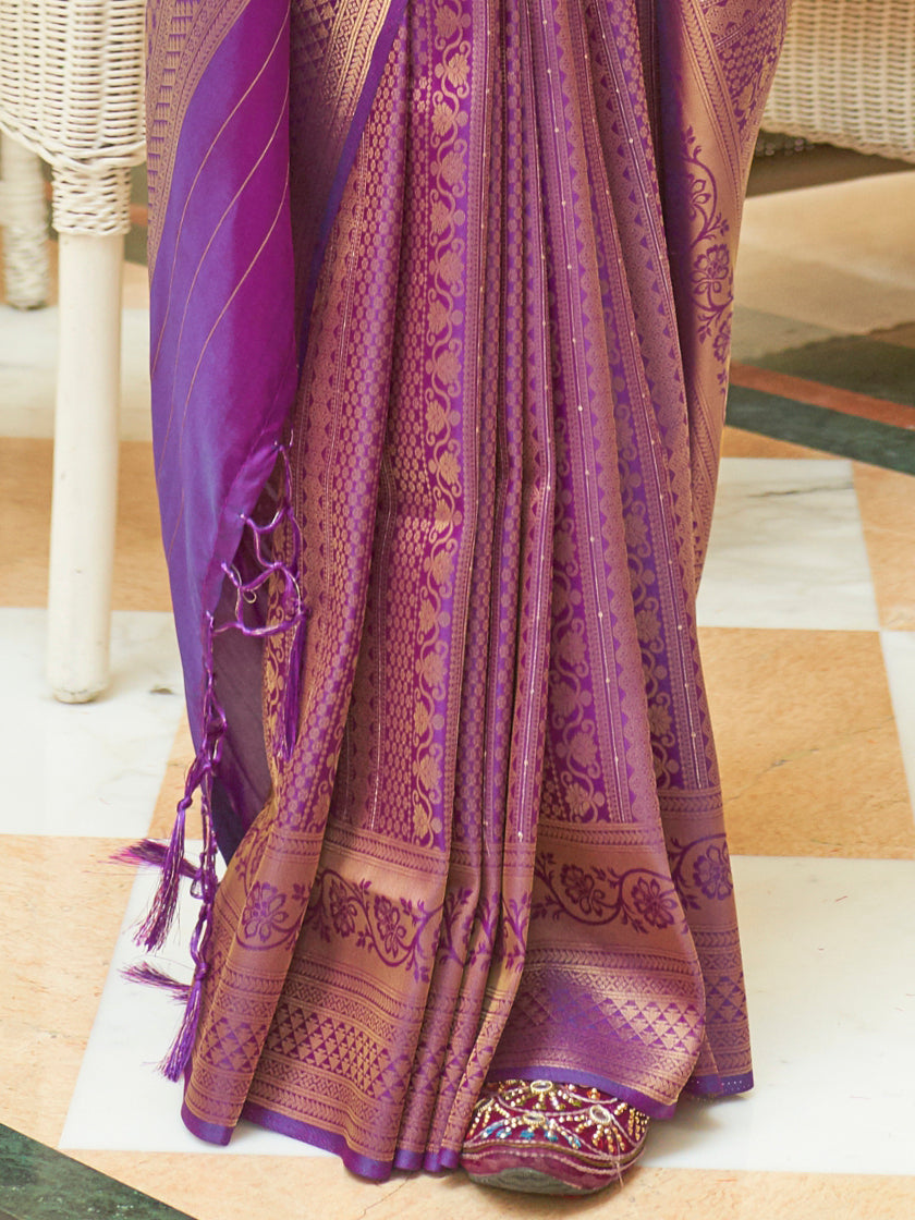 Women's Silk Blend Purple Embroidered Woven saree With Blouse Piece