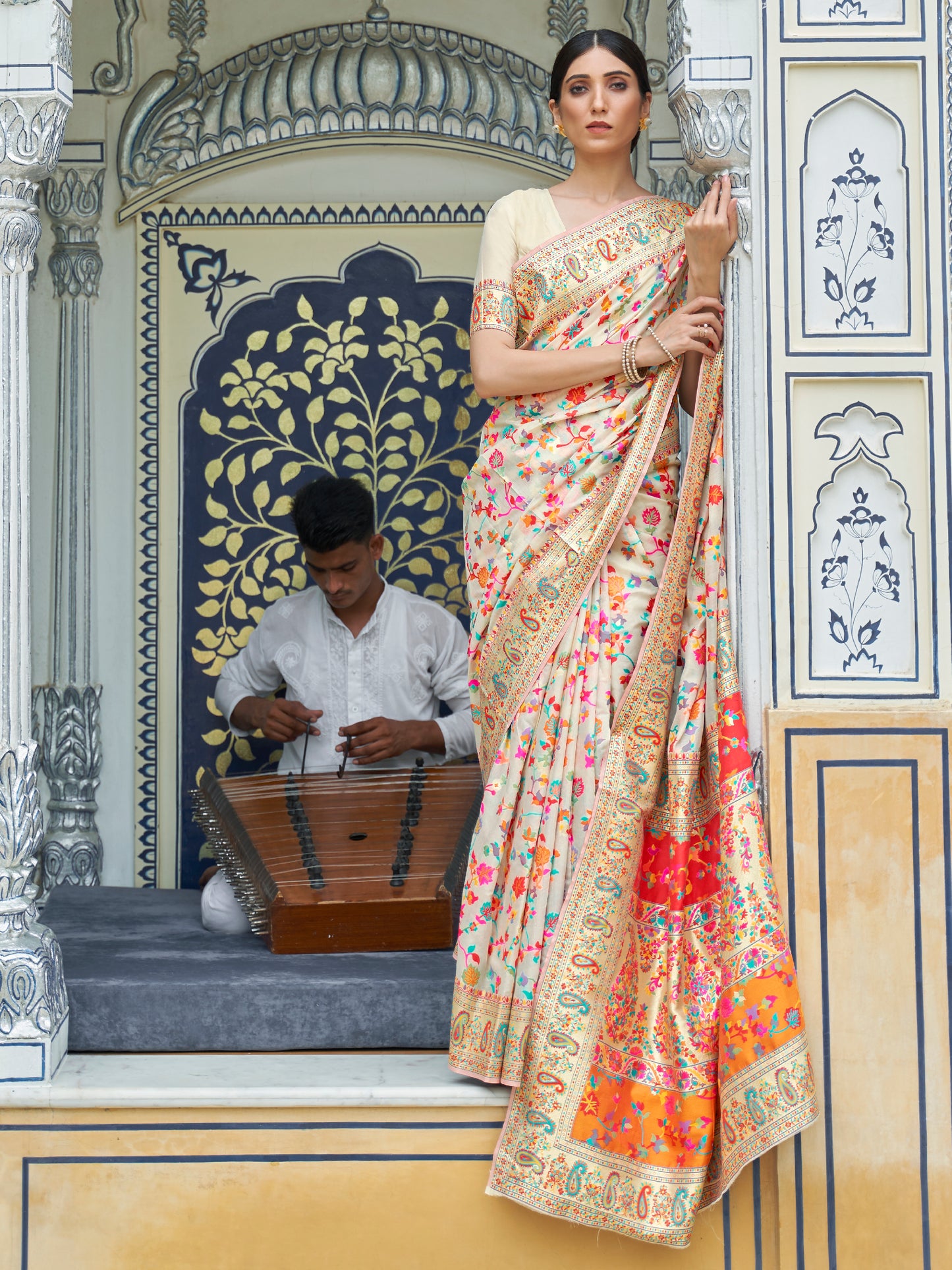Women's Silk Blend Cream Woven Design Celebrity Saree With Blouse Piece