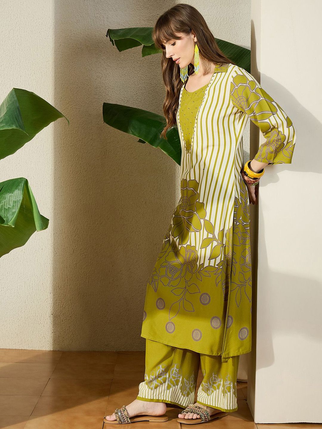 Dhiyona IE Printed Shirt Collar Top With Trouser