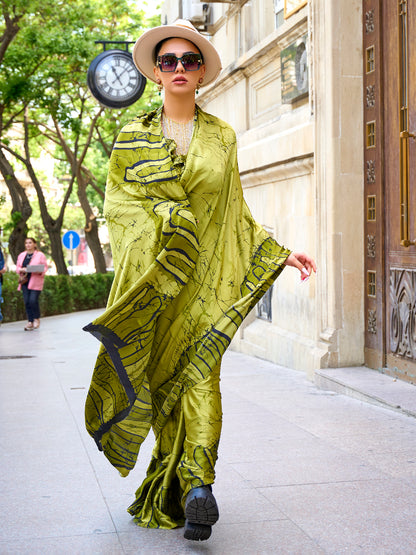 Women's Crepe Olive Digital Print Designer Saree With Blouse Piece