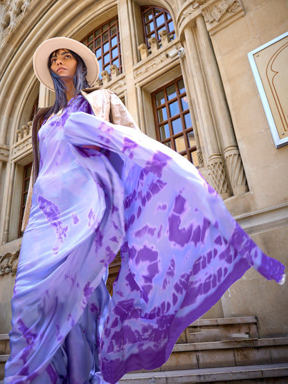Women's Crepe Lavendar Digital Print Designer Saree With Blouse Piece