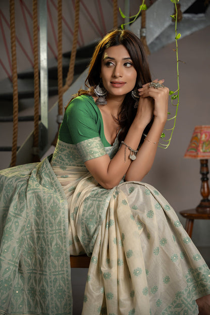 Dhiyona GR Women's Kusum Caledon Green Soft Cotton Jamdani Saree