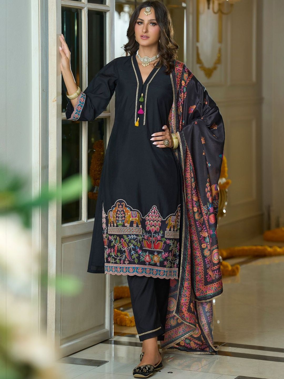 Women Ethnic Motifs Embroidered Kurta with Trousers & Dupatta