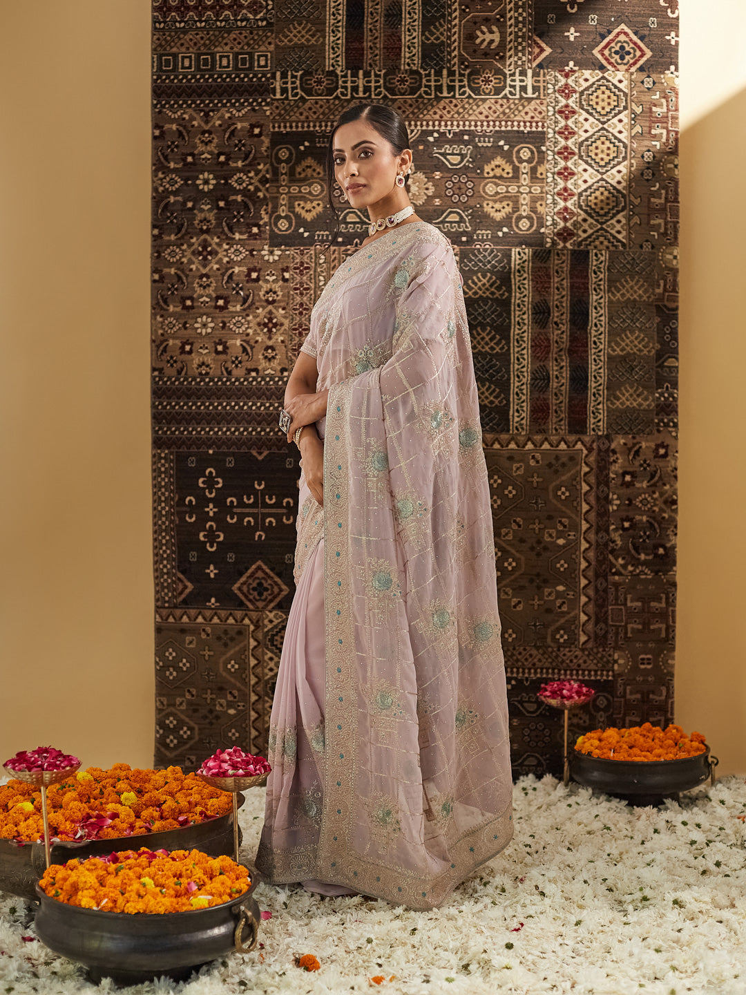 Dhiyona KS Women's Embellished Embroidered Saree