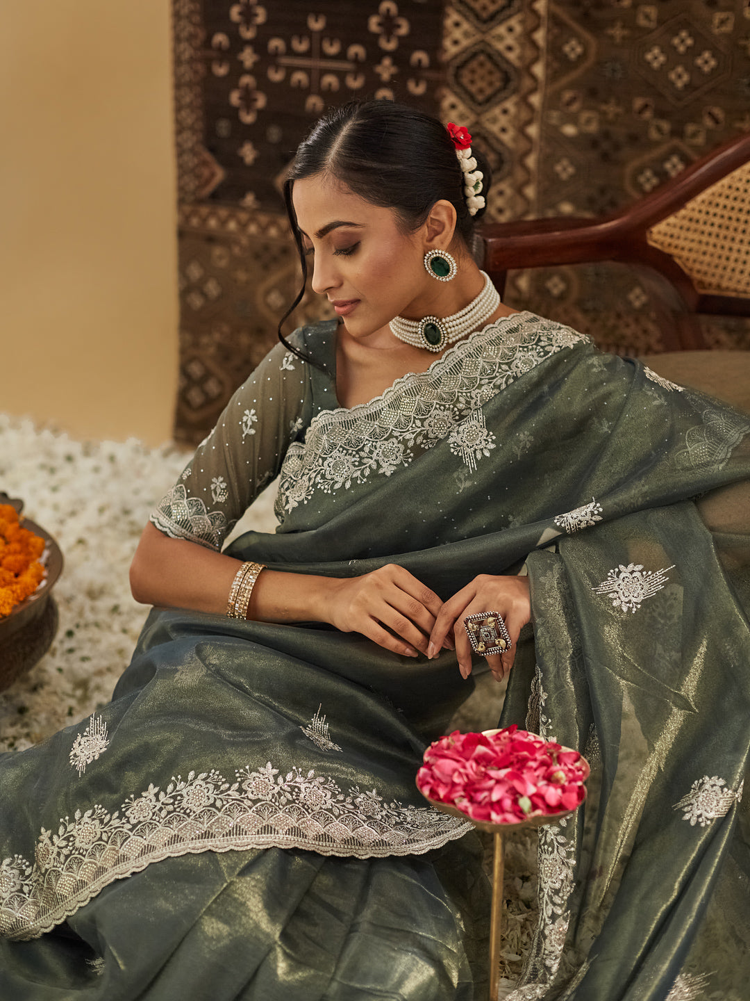 Dhiyona KS Women's Embellished Beads and Stones Supernet Saree