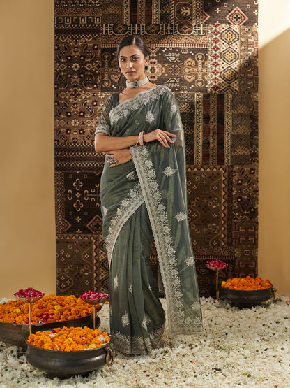 Dhiyona KS Women's Embellished Beads and Stones Supernet Saree