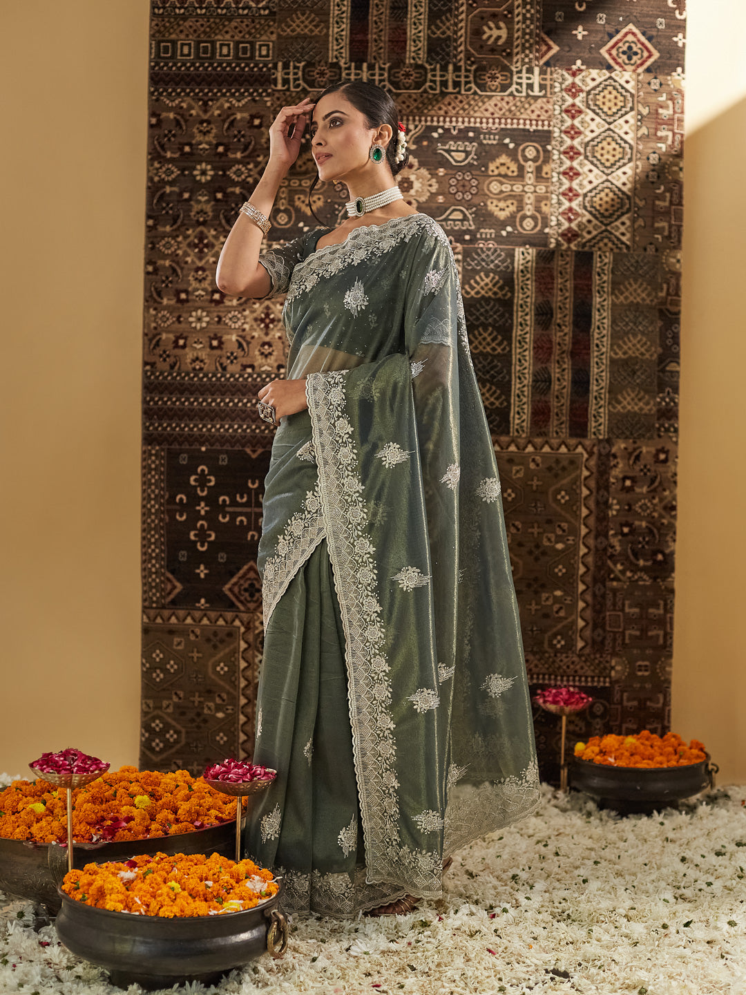 Dhiyona KS Women's Embellished Beads and Stones Supernet Saree