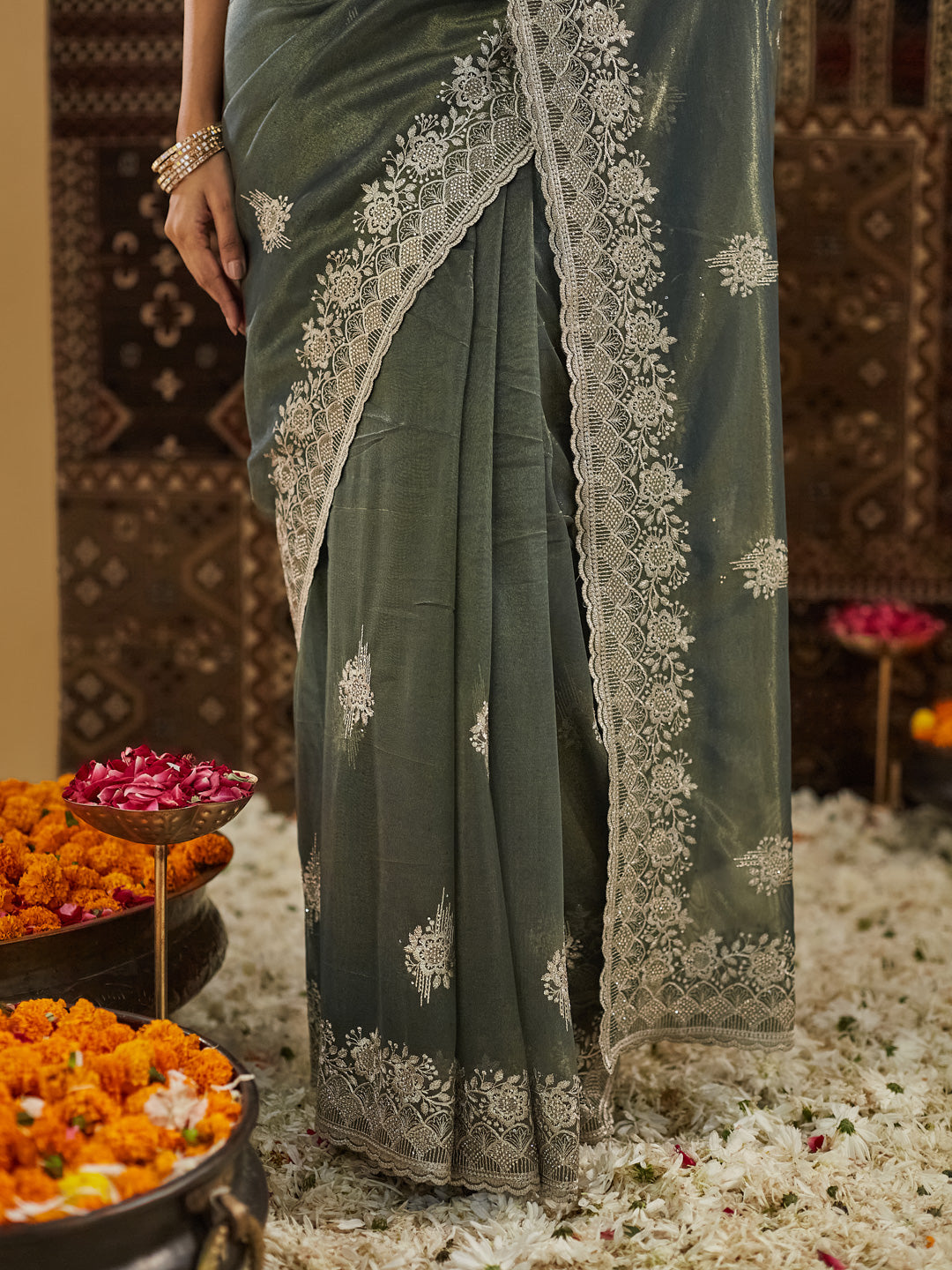 Dhiyona KS Women's Embellished Beads and Stones Supernet Saree