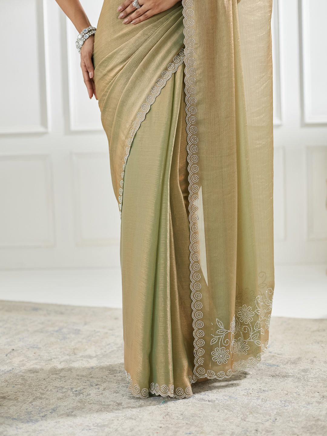 Dhiyona KS Women's Beads and Stones Silk Blend Saree