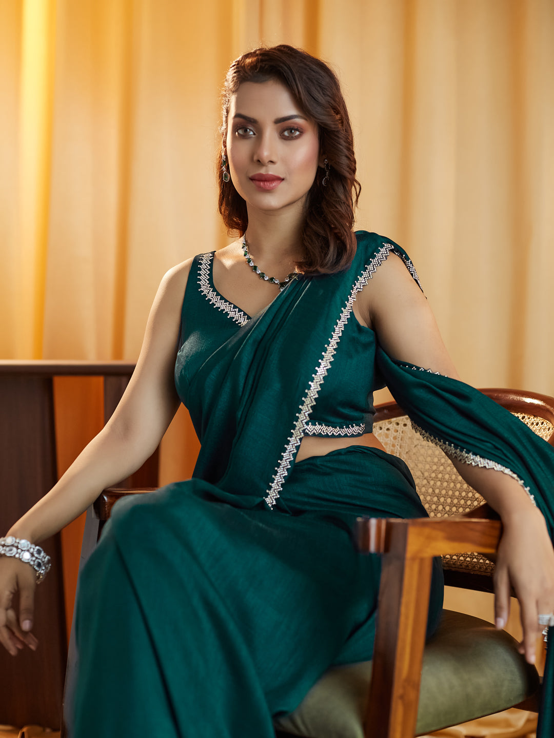 Dhiyona KS Women's Beads and Stones Silk Blend Saree