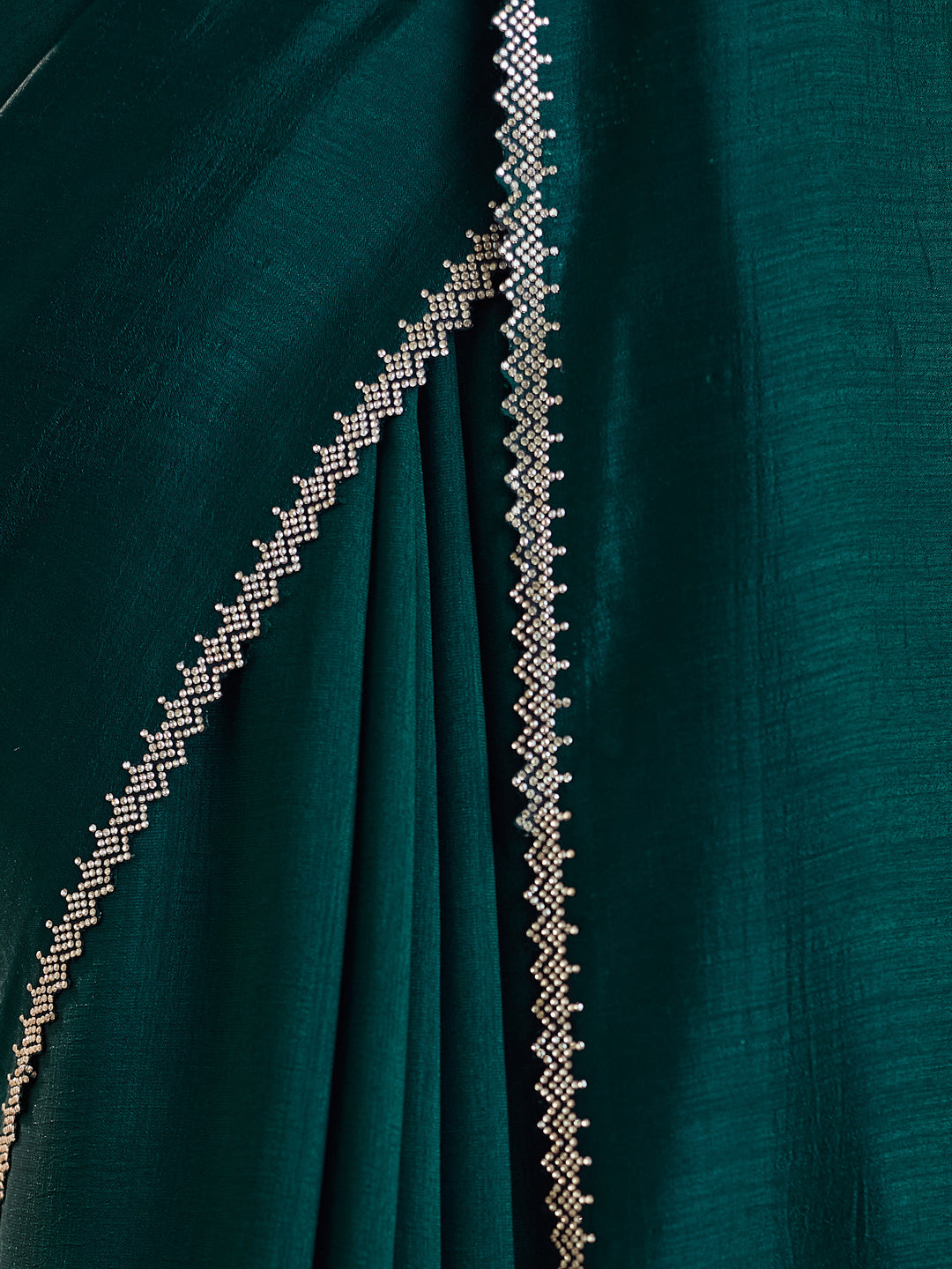 Dhiyona KS Women's Beads and Stones Silk Blend Saree