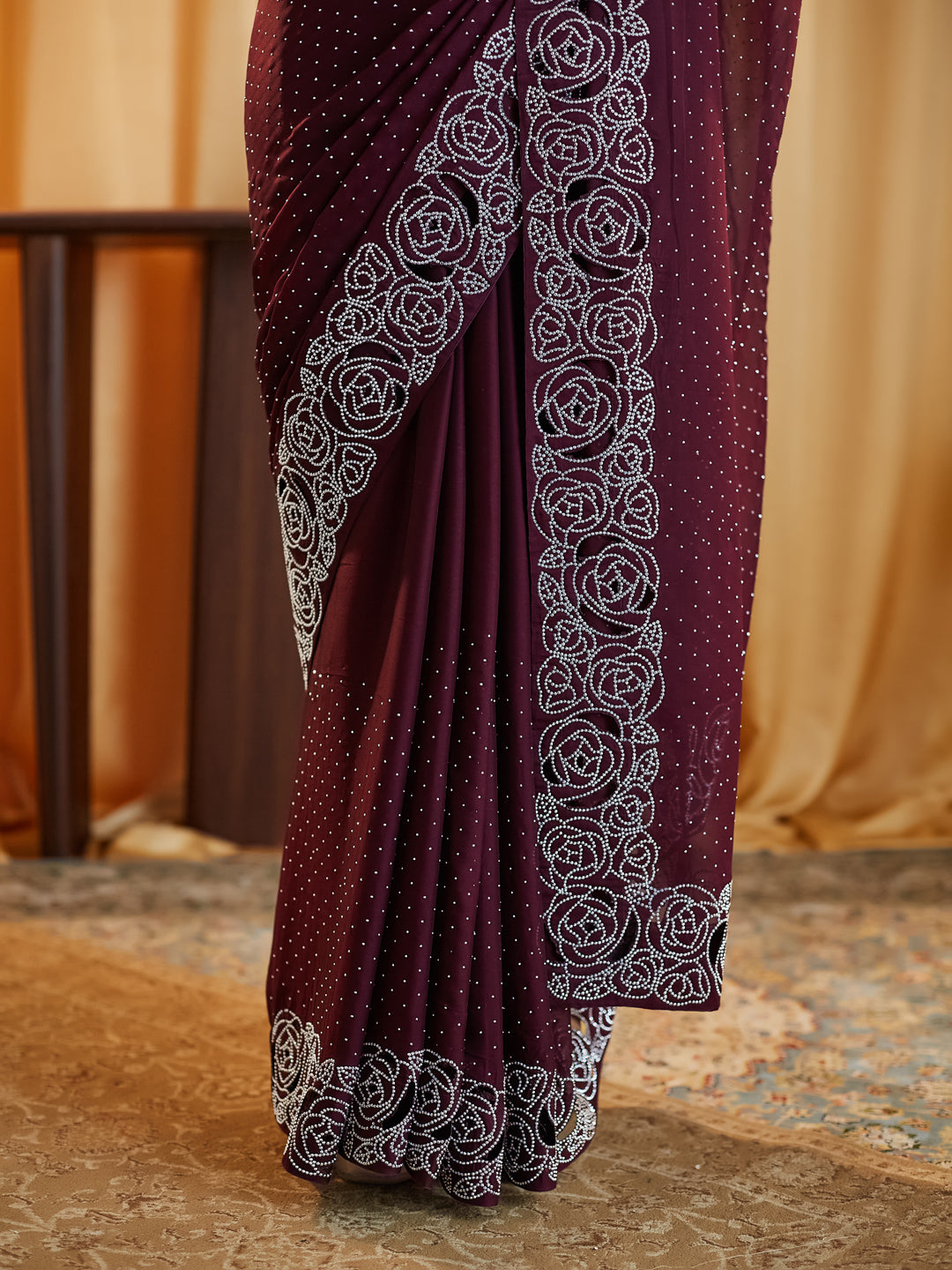Dhiyona KS Women's Embellished Beads and Stones Saree