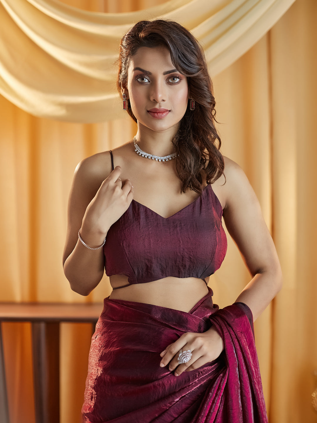 Dhiyona KS Women's women wine solid silk saree