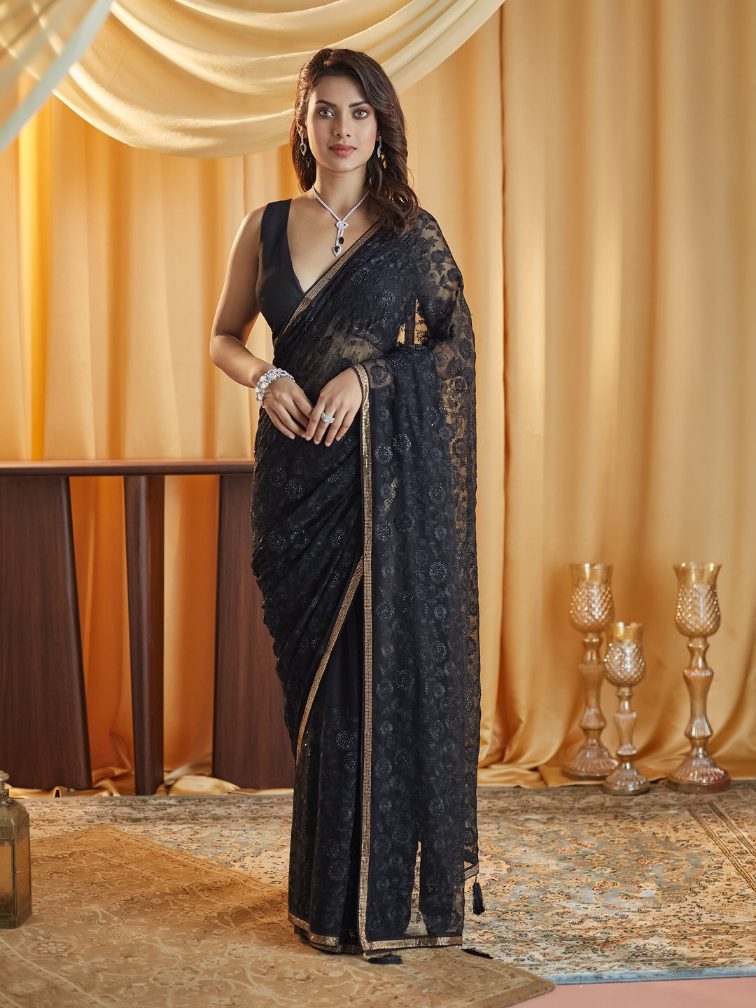 Dhiyona KS Women's Embellished Chikankari Pure Chiffon Saree