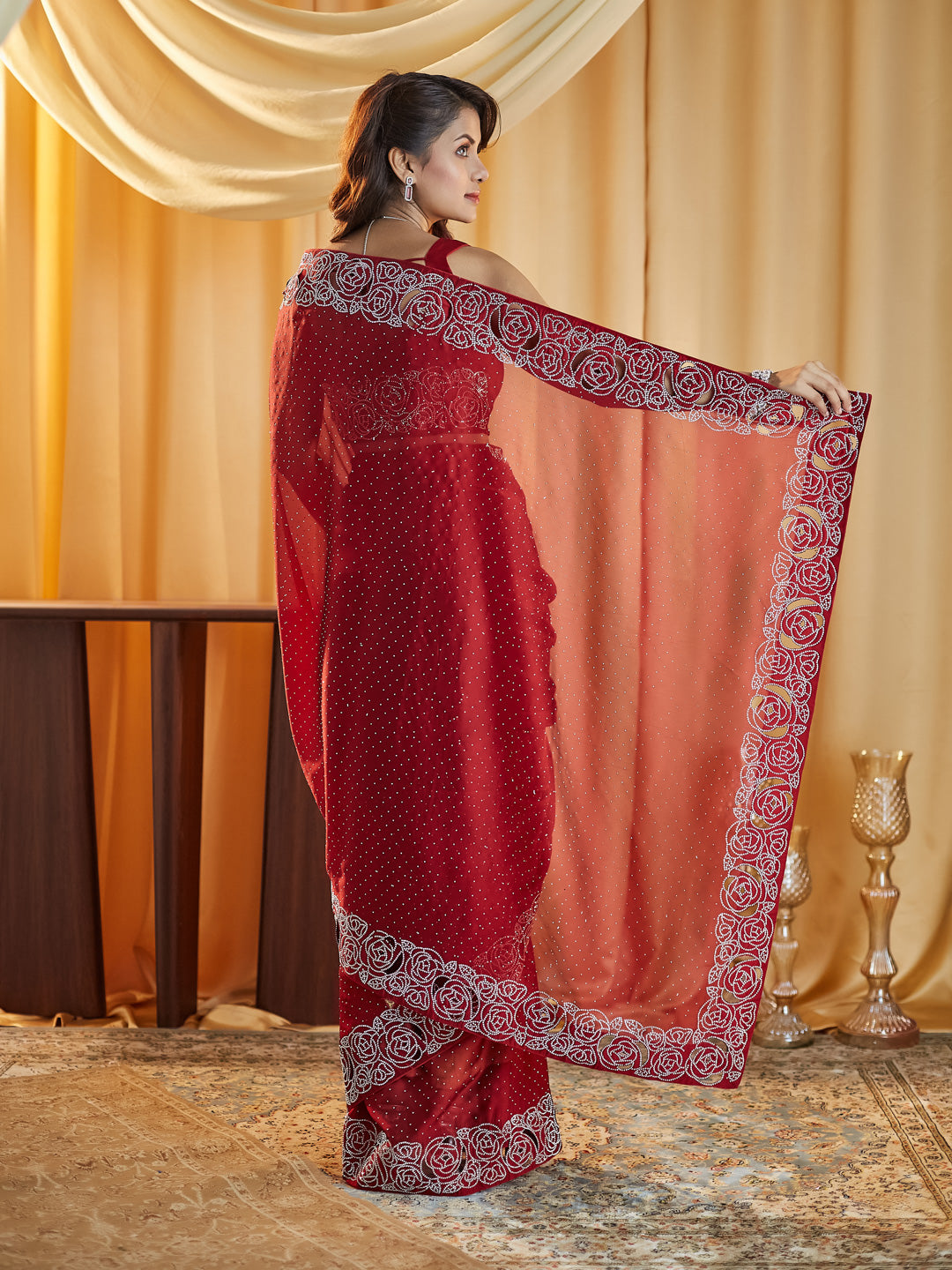 Dhiyona KS Women's Embellished Beads and Stones Saree