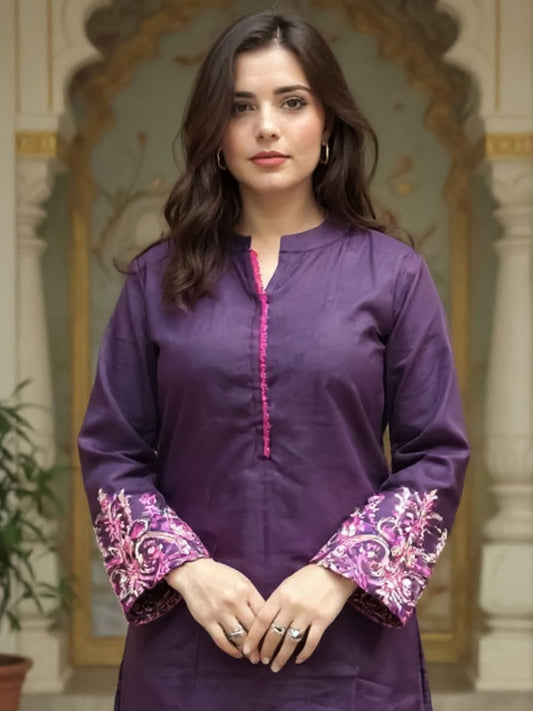 Dhiyona IE Women's Women Ethnic Motifs Embroidered Thread Work Kurta with Trousers