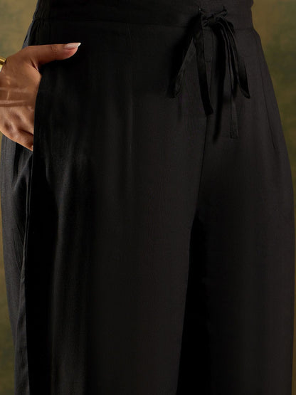 Dhiyona IE Round Neck Straight Kurta With Trousers & Dupatta
