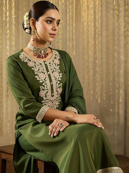 Women Ethnic Motifs Embroidered Regular Thread Work Kurta with Trousers & With Dupatta