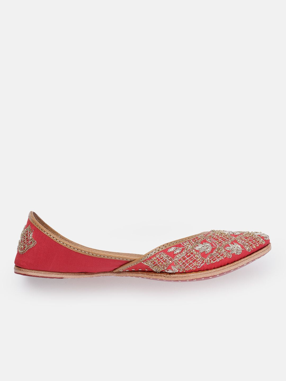 Dhiyona HOP Women Embellished Ethnic Mojaris