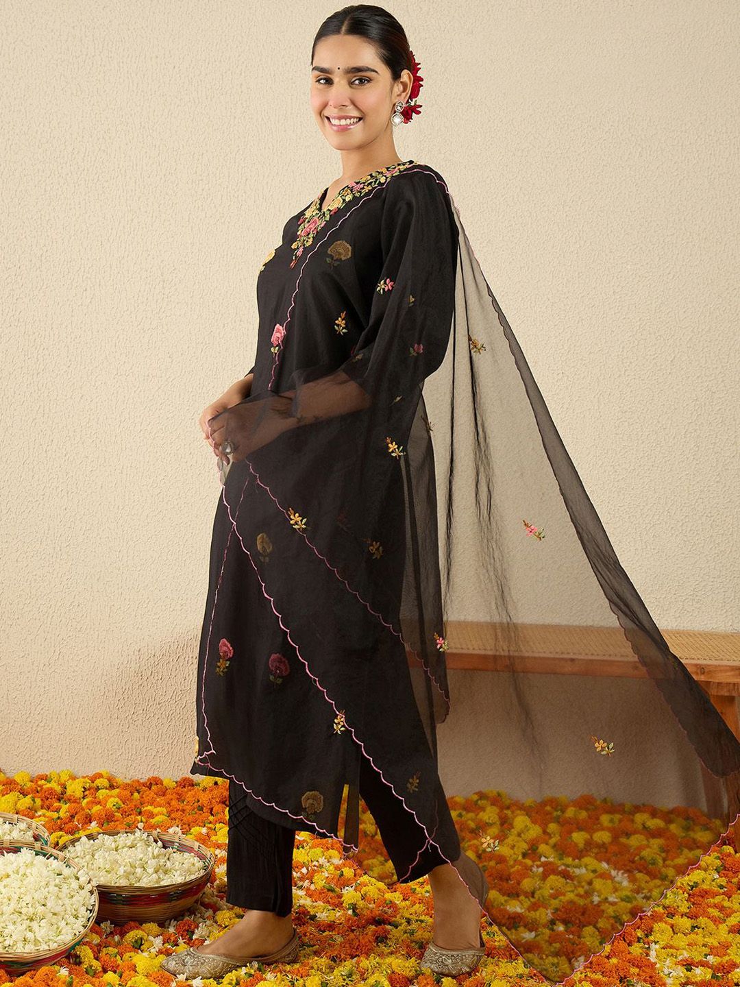 Women Floral Embroidered Kurta with Trousers & Dupatta