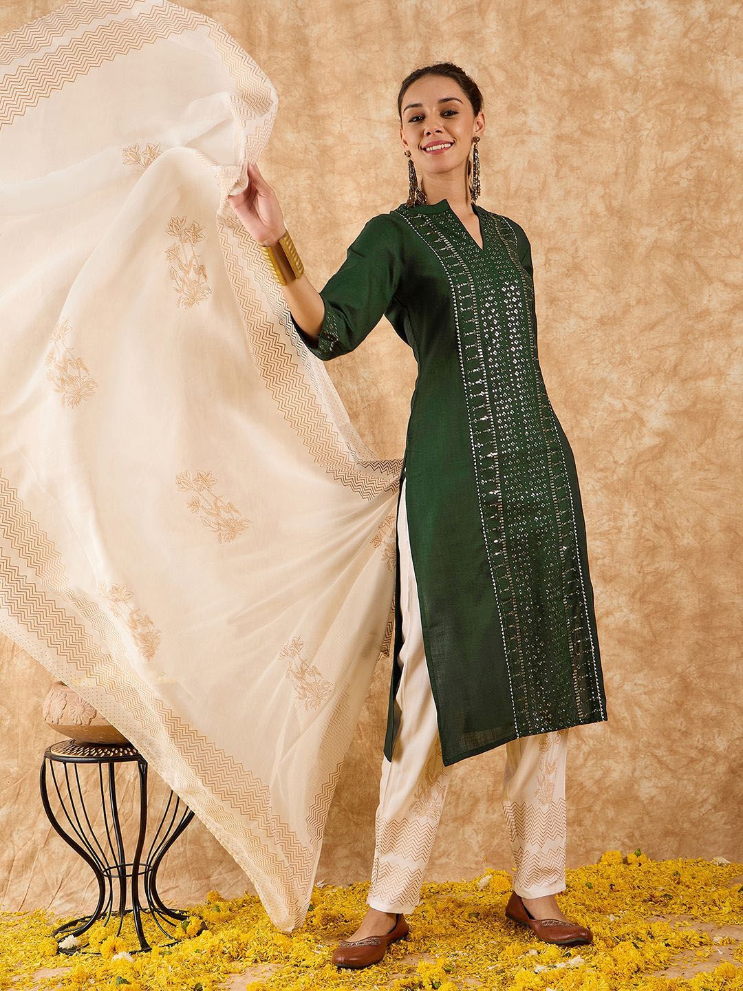 Ethnic Motifs Embroidered Straight Sequinned Kurta with Trousers & Dupatta