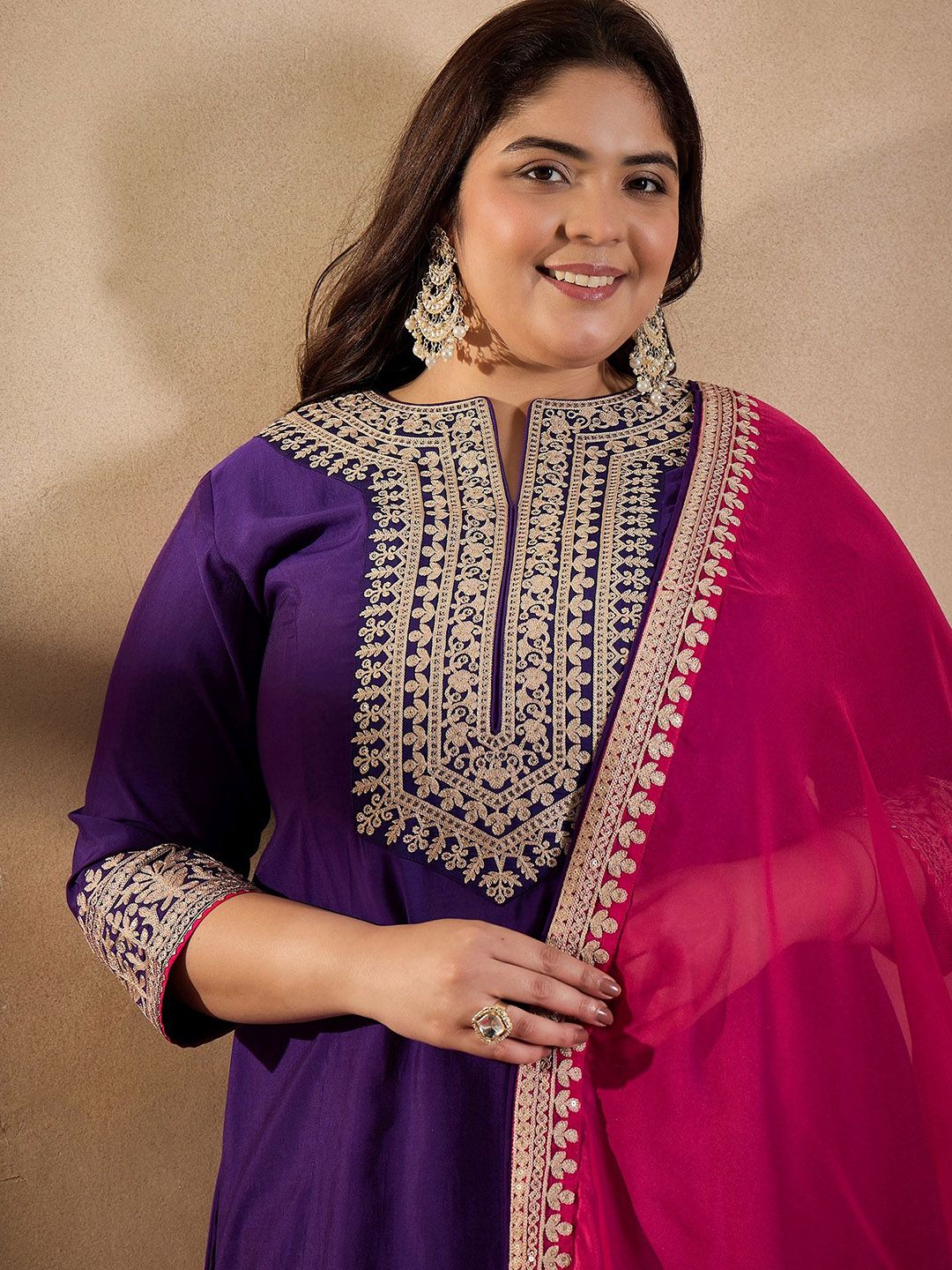 Dhiyona IN Women Floral Yoke Design Regular Thread Work Kurta with Trousers & With Dupatta