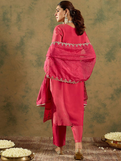 Dhiyona IE Floral Embroidered Kurta With Trousers & Dupatta