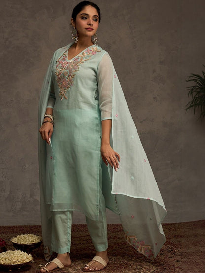 Women Floral Embroidered Kurta with Trousers & Dupatta