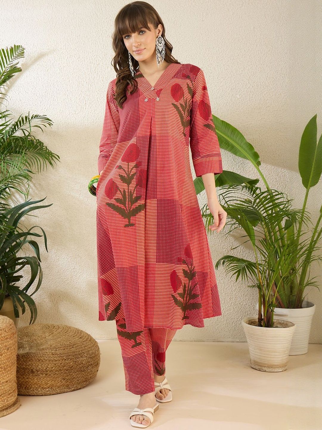 Dhiyona IE Printed V-Neck Three-Quarter Sleeves Pure Cotton Tunic And Trousers